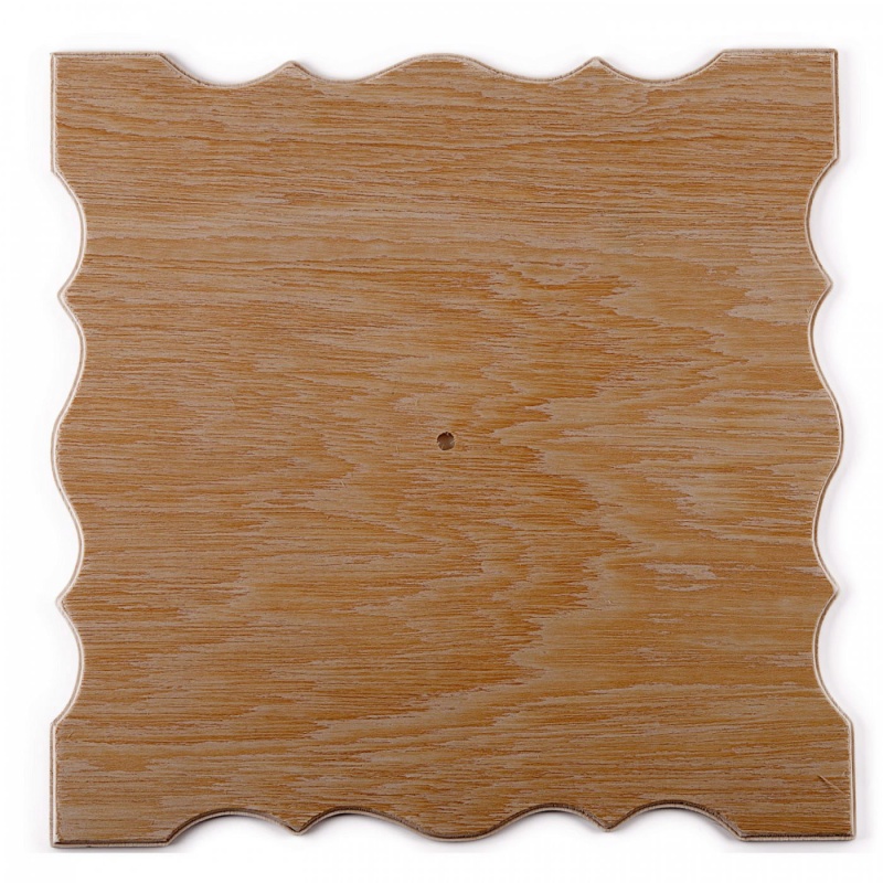 Dřevěné výrobky jsou vyrobeny ze dřeva a překližky a jsou určeny k dalšímu zdobení. Povrch není lakovaný a lze jej zdobit například akrylovými b