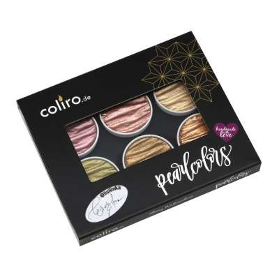 Perleťové barvy Finetec / Coliro jsou akvarelové barvy rozpustné ve vodě a lze je aplikovat pomocí štětce nebo kaligrafického pera.
Perleťové barvy 