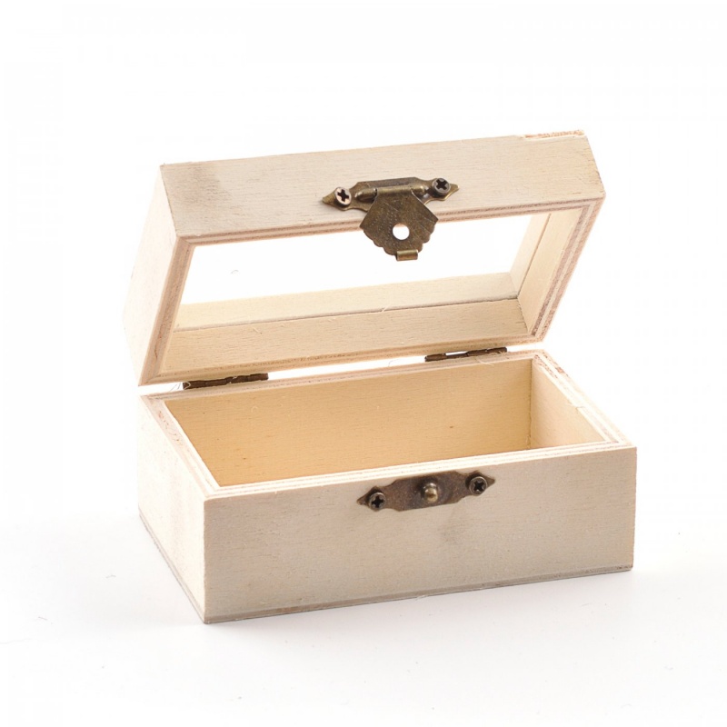 Mini krabička se sklem je malá krabička na drobné předměty, šperky a dárky, které budou pěkně vidět přes horní výřez. Doporučujeme vyplnit vnit