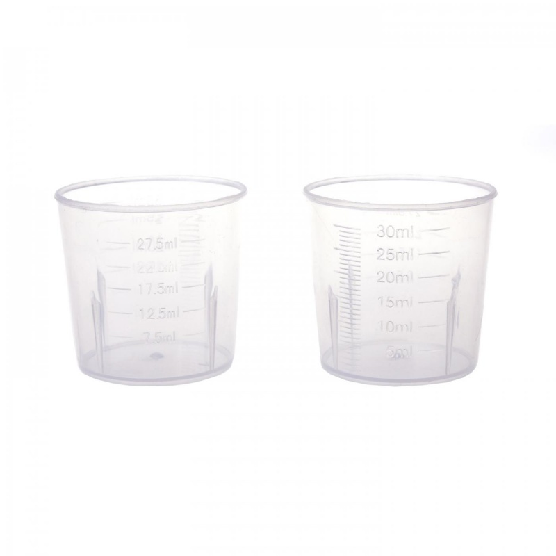 Plastová odměrka ve tvaru skleničky s trojúhelníkovou nalévací částí do 30 ml s dílky po 5 ml. Je ideální pro míchání tekutých a práškových 