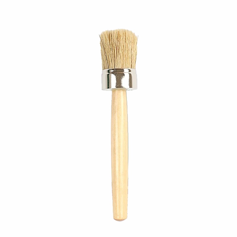 Přírodní štětec z kance vysoké kvality (Boar bristle brush oval). Zajistí rovnoměrné nanesení barvy. Doporučuje se k malování nábytku, starožitno