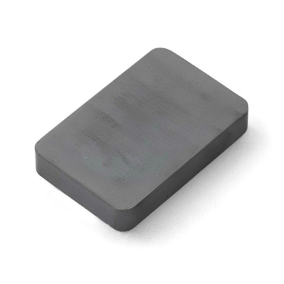 Feritový - školský magnet, 30 x 20 x 5 mm