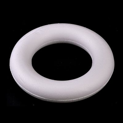 Polystyrénový věnec, průměr 15 cm
